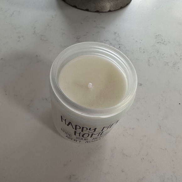 Happy new home lavender candle - Picture 2 of 2